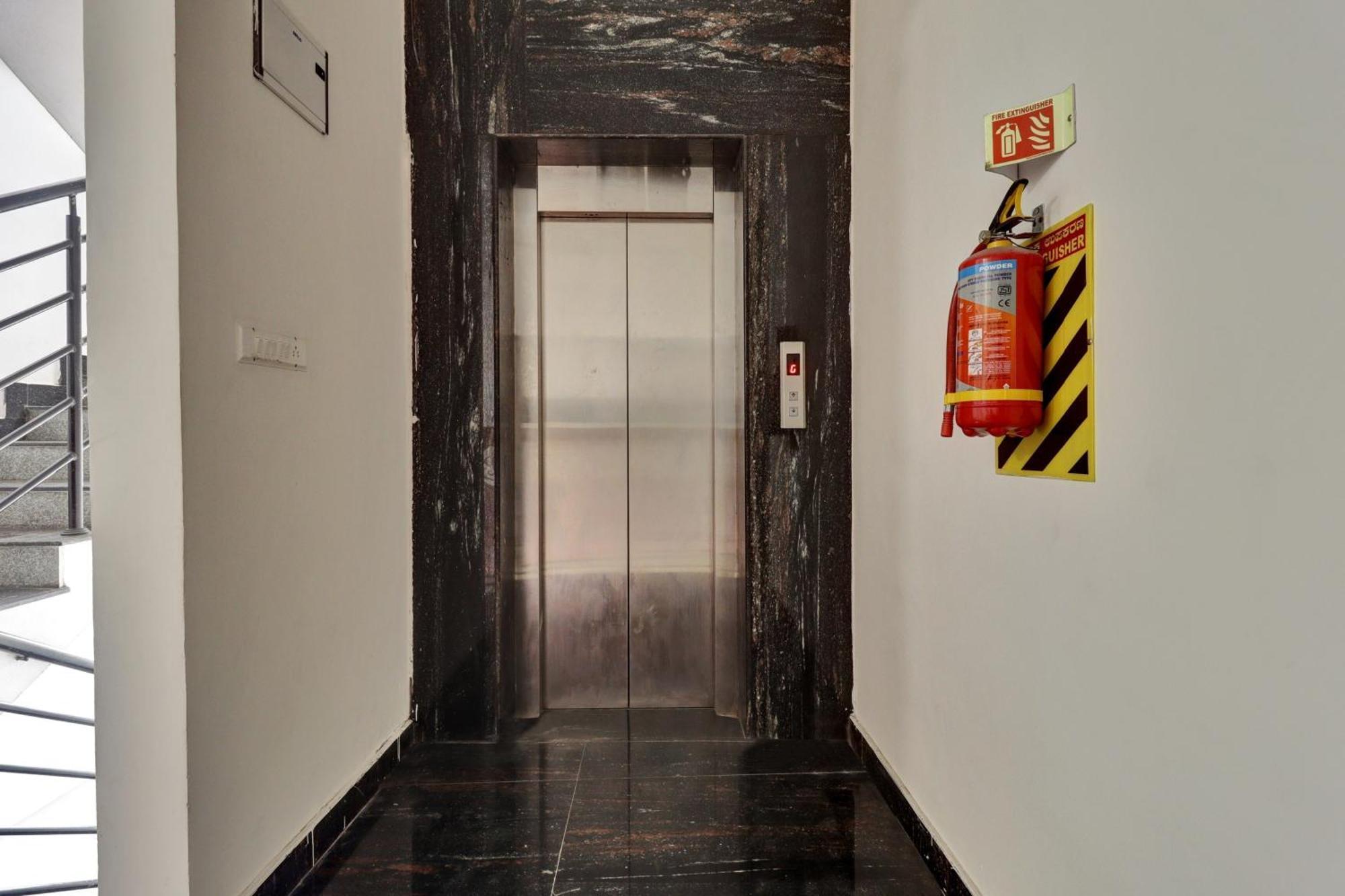 Hotel Millennium Comfort Bengaluru Zewnętrze zdjęcie